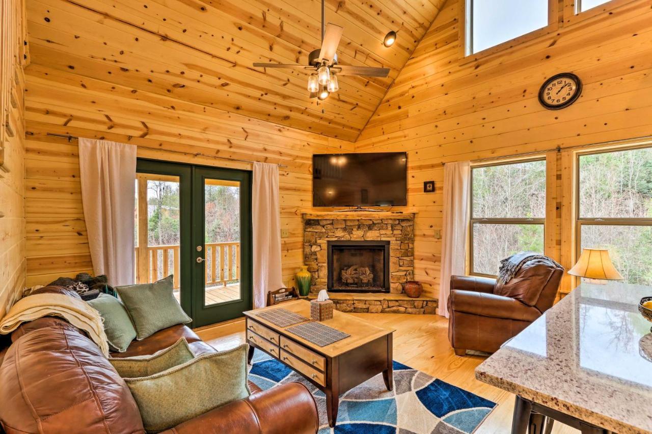 Cozy Mtn Cabin Spacious Deck And Forest Views! Murphy Kültér fotó